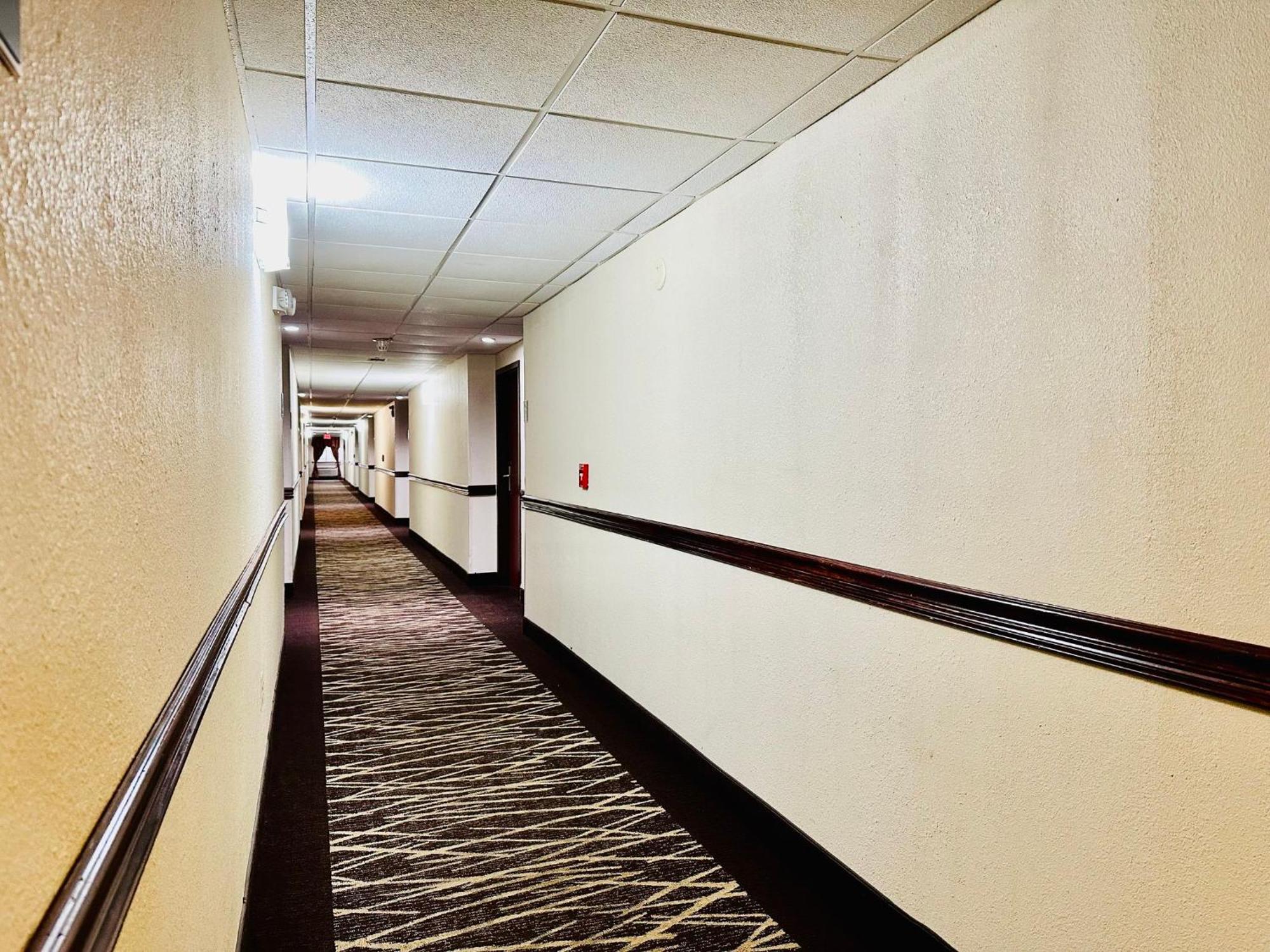 Red Roof Inn Hartford - Vernon Eksteriør bilde